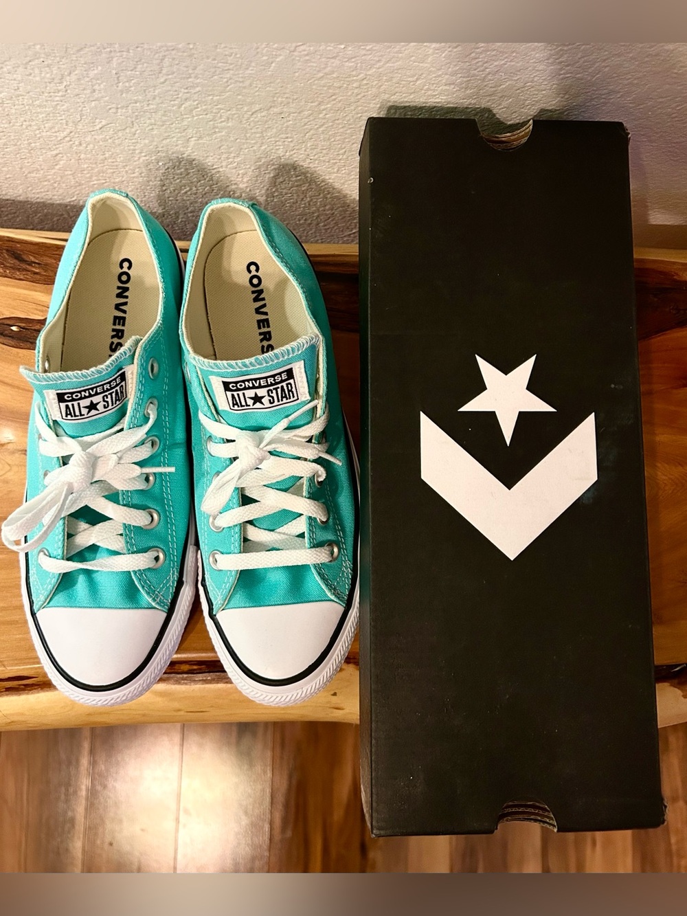New Converse Chuck Taylor AllStar Low Top Sneakers in Aqua (Men’s 8 Women’s 10) - Picture 3 of 4